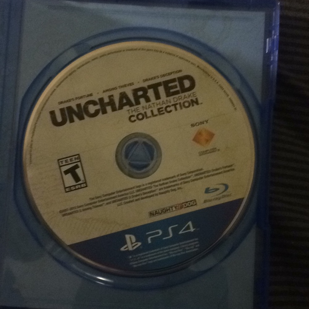 Uncharted collection for PS4 - Picture 2 of 2